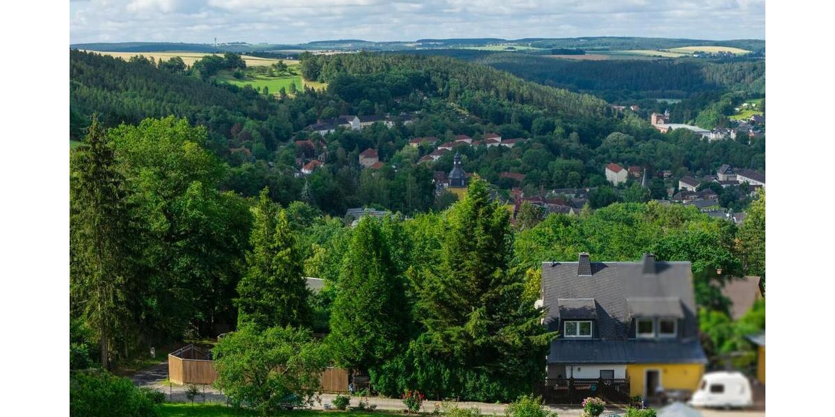 Charmante Doppelhaushälfte mit moderner Wärmepumpe, Wintergarten & gepflegtem Grundstück in BergaElster - Doppelhaushälfte Berga | Angebot:27056718