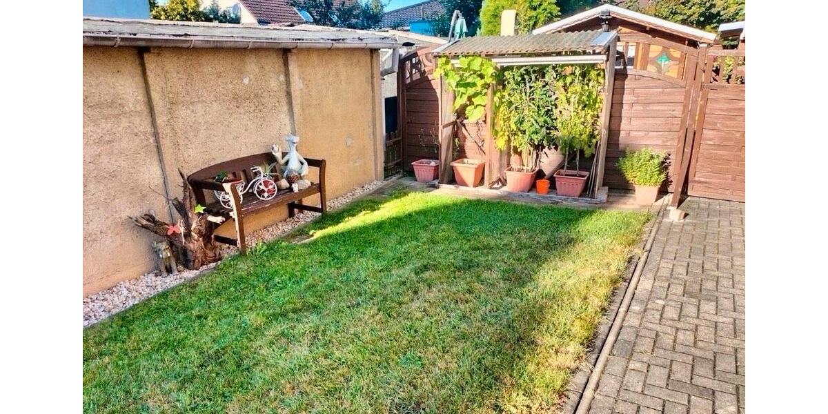 Hochparterre Oberlungwitz - 2 Zimmer, 50 m&sup2;, 285&euro; | Angebot:25806538