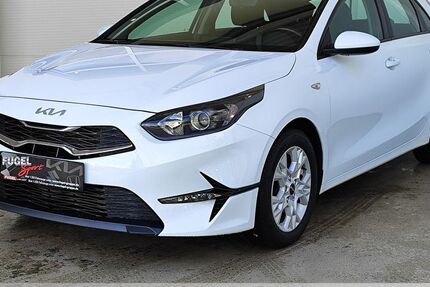 Kia ceed / Ceed 48.900 km 17.899 &euro; Oberlungwitz 09353