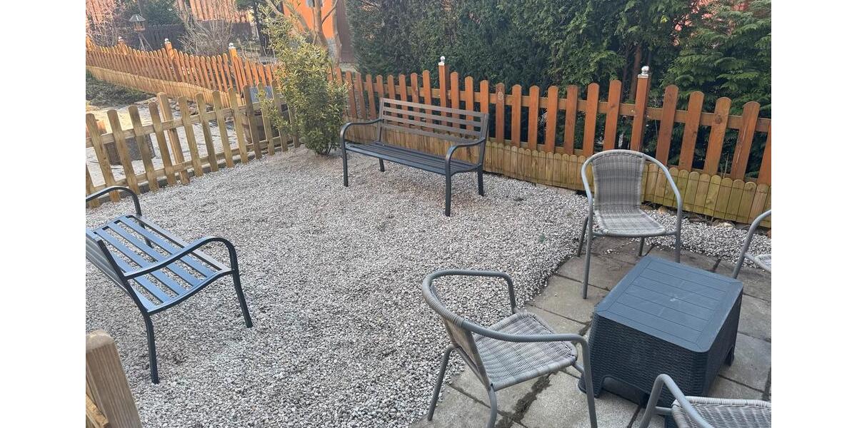 Dachgeschoßwohnung Crimmitschau - 1 Zimmer, 11 m&sup2;, 350&euro; | Angebot:25805277