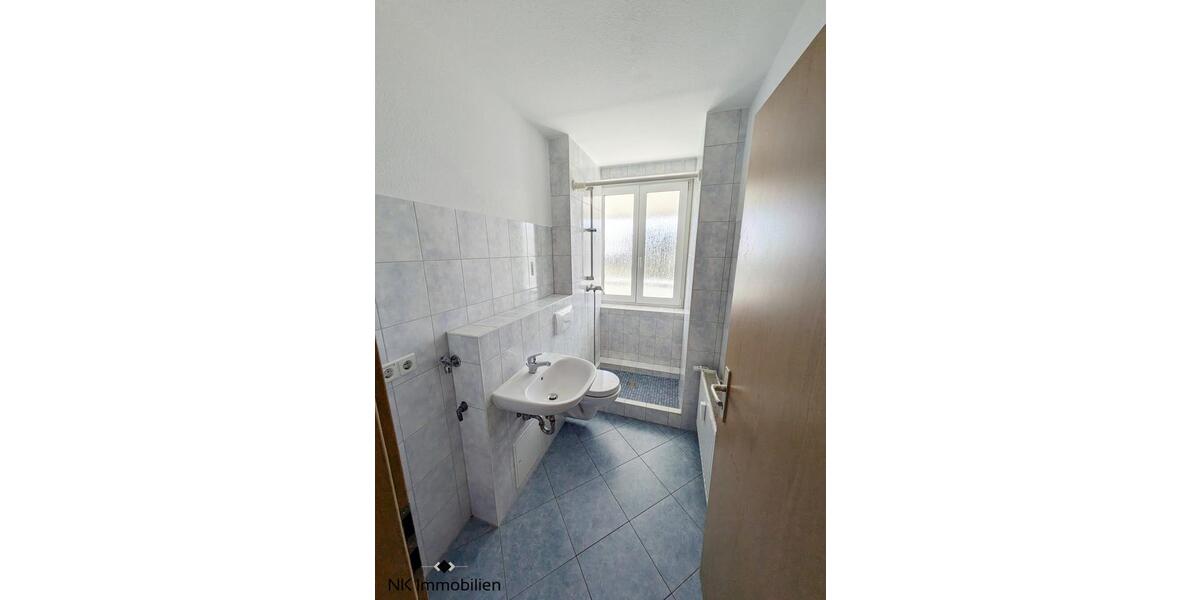 Etagenwohnung Limbach-Oberfrohna Oberfrohna - 2 Zimmer, 46 m&sup2;, 327&euro; | Angebot:25945640