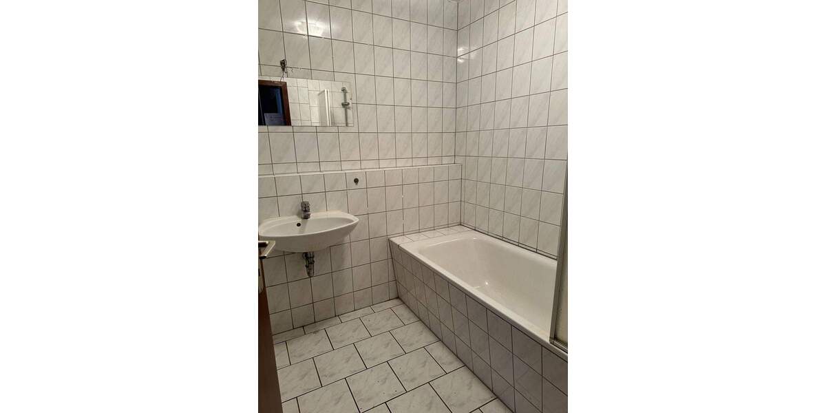 Etagenwohnung Reinholdshain Reinholdshain - 2 Zimmer, 53 m&sup2;, 45.000&euro; | Angebot:25707409
