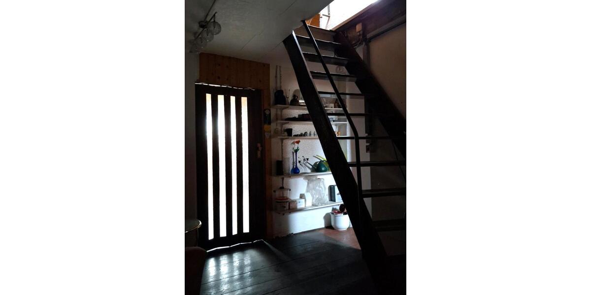 Reihenhaus Werdau - 5 Zimmer, 100 m&sup2;, 60.000&euro; | Angebot:24829937