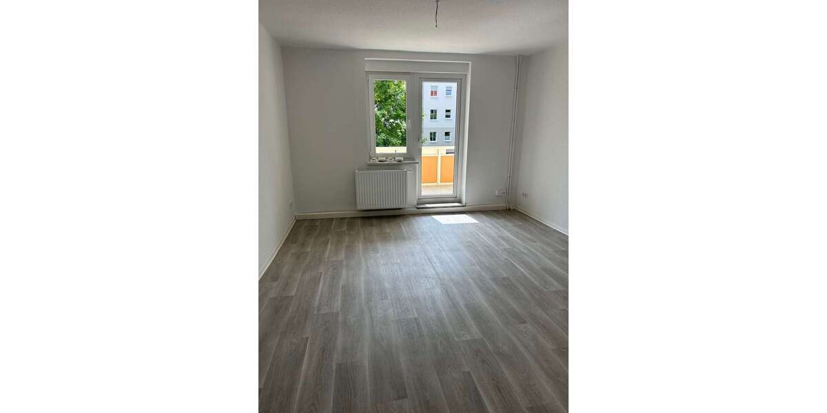 Etagenwohnung Lichtenstein/Sachsen Sachsen - 3 Zimmer, 57 m&sup2;, 317&euro; | Angebot:22520367