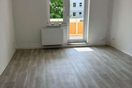 Wohnung Lichtenstein/Sachsen Sachsen - 3 Zimmer, 57 m&sup2;, 317&euro; | Angebot:22520367