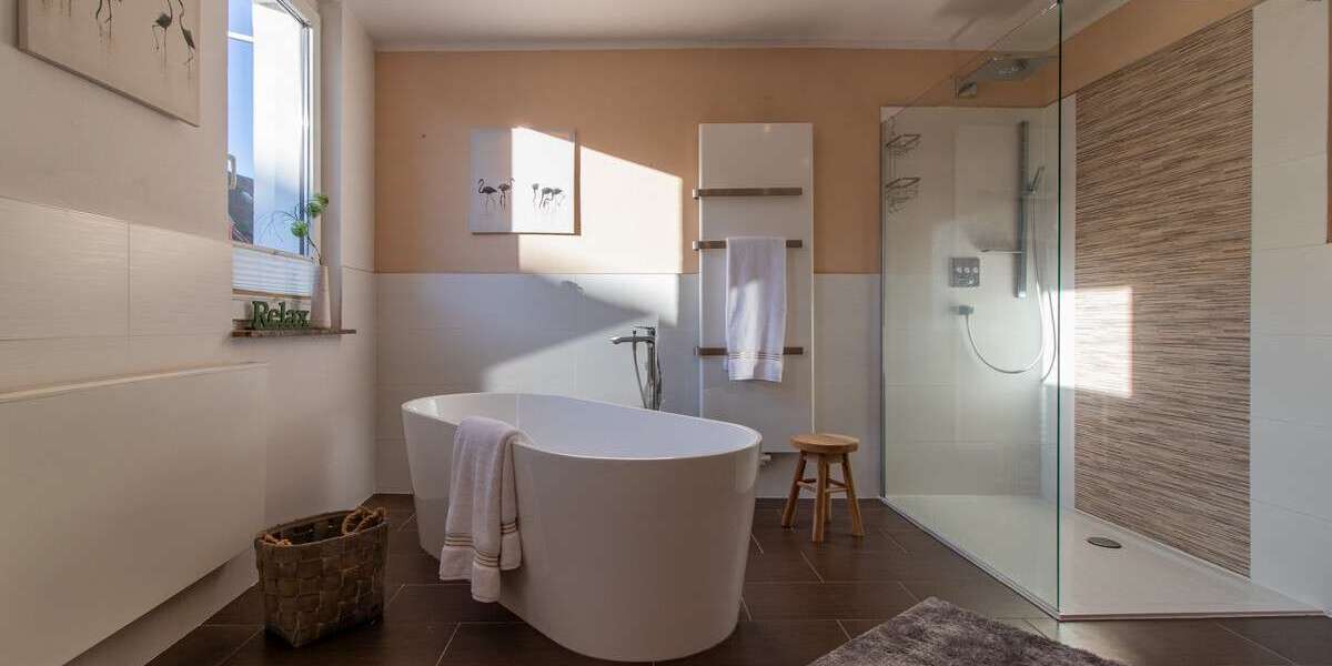 Einfamilienhaus Glauchau - 9 Zimmer, 170 m&sup2;, 239.000&euro; | Angebot:26115181