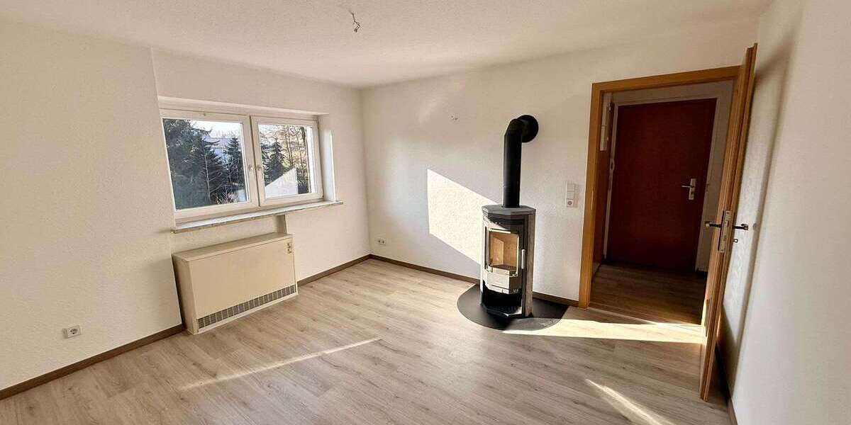 Etagenwohnung Gersdorf - 2 Zimmer, 43 m&sup2;, 287&euro; | Angebot:25157979