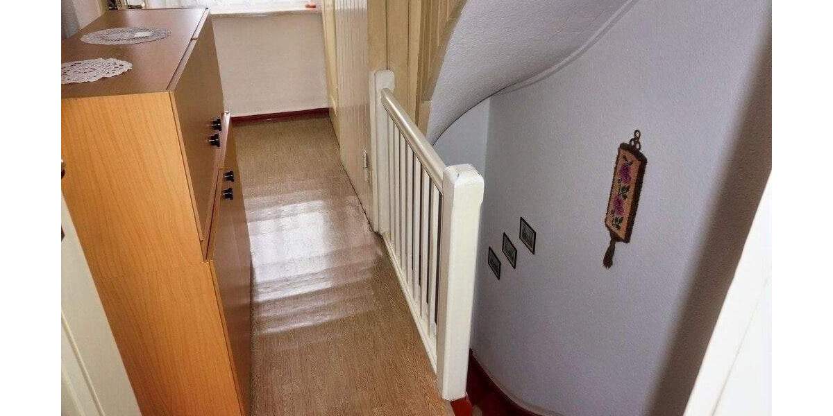 Doppelhaushälfte Treuen - 2 Zimmer, 70 m&sup2;, 53.000&euro; | Angebot:25741479