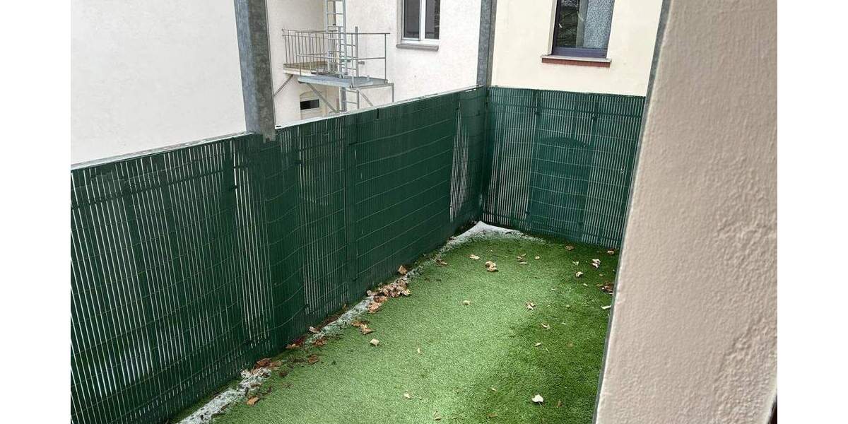 Etagenwohnung Zwickau Pölbitz - 3 Zimmer, 93 m&sup2;, 560&euro; | Angebot:25707538