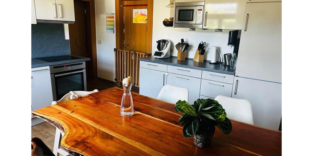 Etagenwohnung Greiz - 3 Zimmer, 69 m&sup2;, 610&euro; | Angebot:24876854