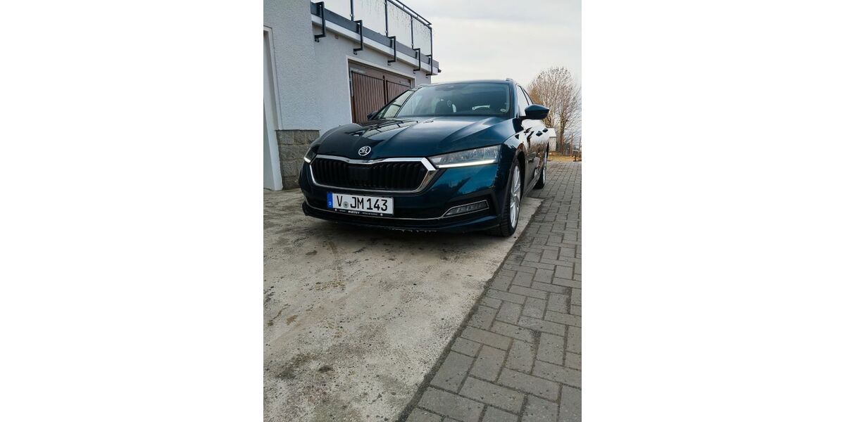 Skoda Octavia 130.000 km 17.600 &euro; Auerbach 08209