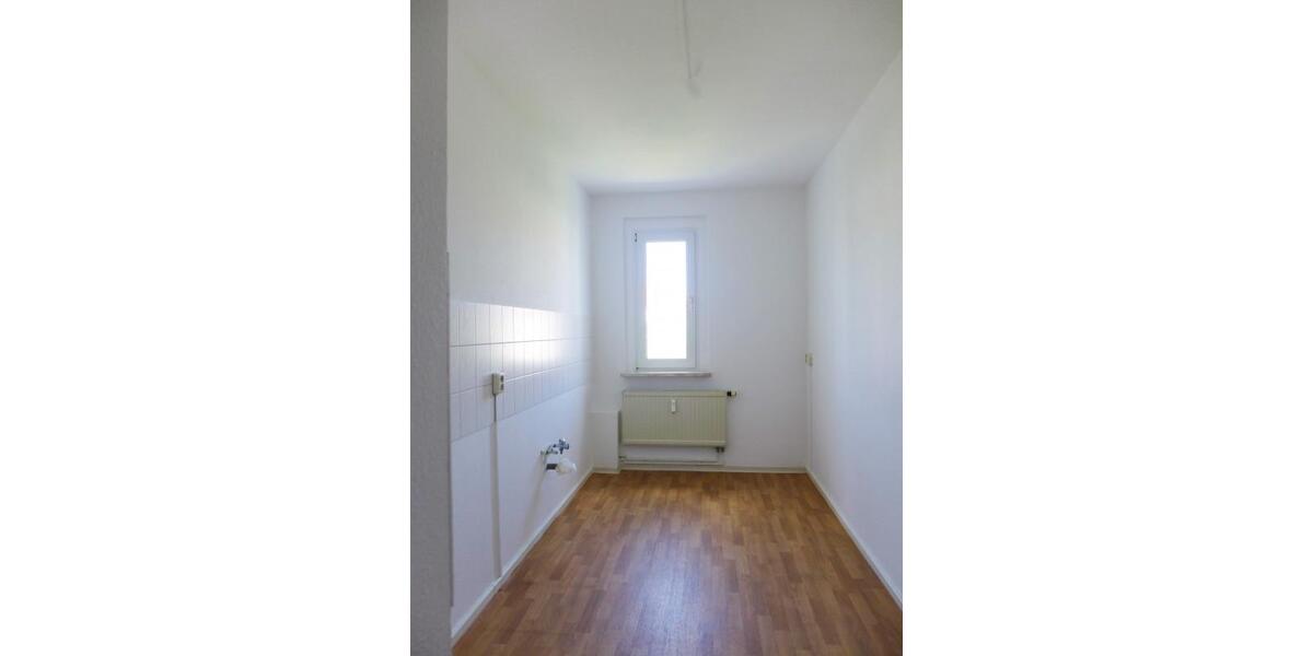 Etagenwohnung Limbach-Oberfrohna Oberfrohna - 1 Zimmer, 35 m&sup2;, 235&euro; | Angebot:24506528