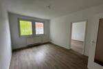 Etagenwohnung Zwickau Eckersbach - 2 Zimmer, 50 m&sup2;, 299&euro; | Angebot:26246308