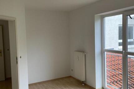 Wohnung Lengenfeld - 3 Zimmer, 71 m&sup2;, 500&euro; | Angebot:20826978