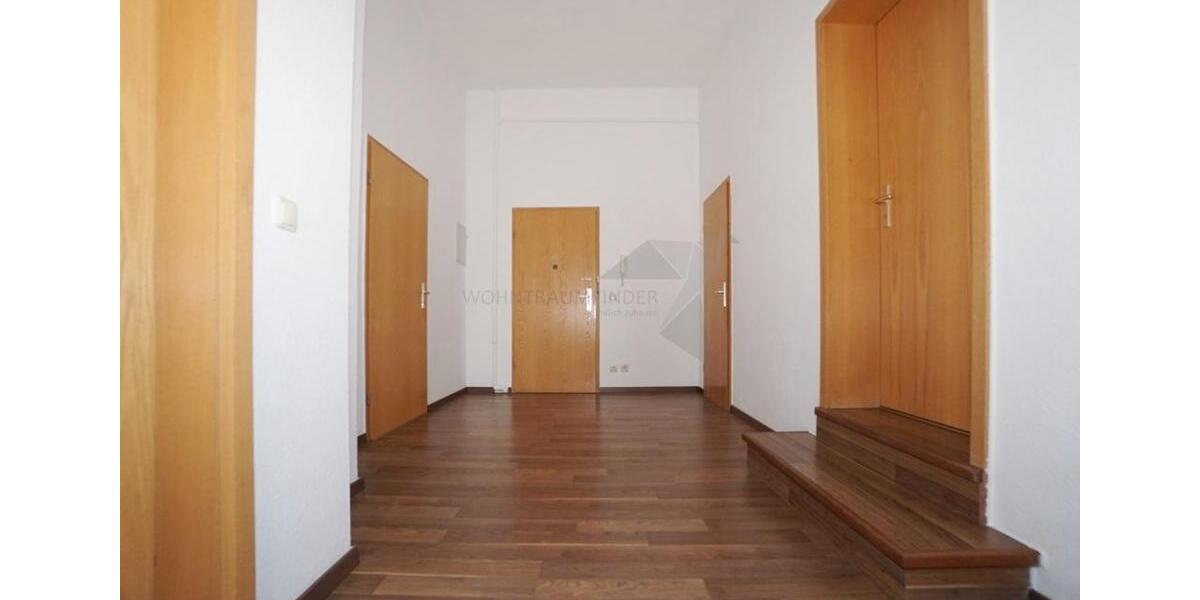 Etagenwohnung Zwickau - 2 Zimmer, 63 m&sup2;, 379&euro; | Angebot:19739814