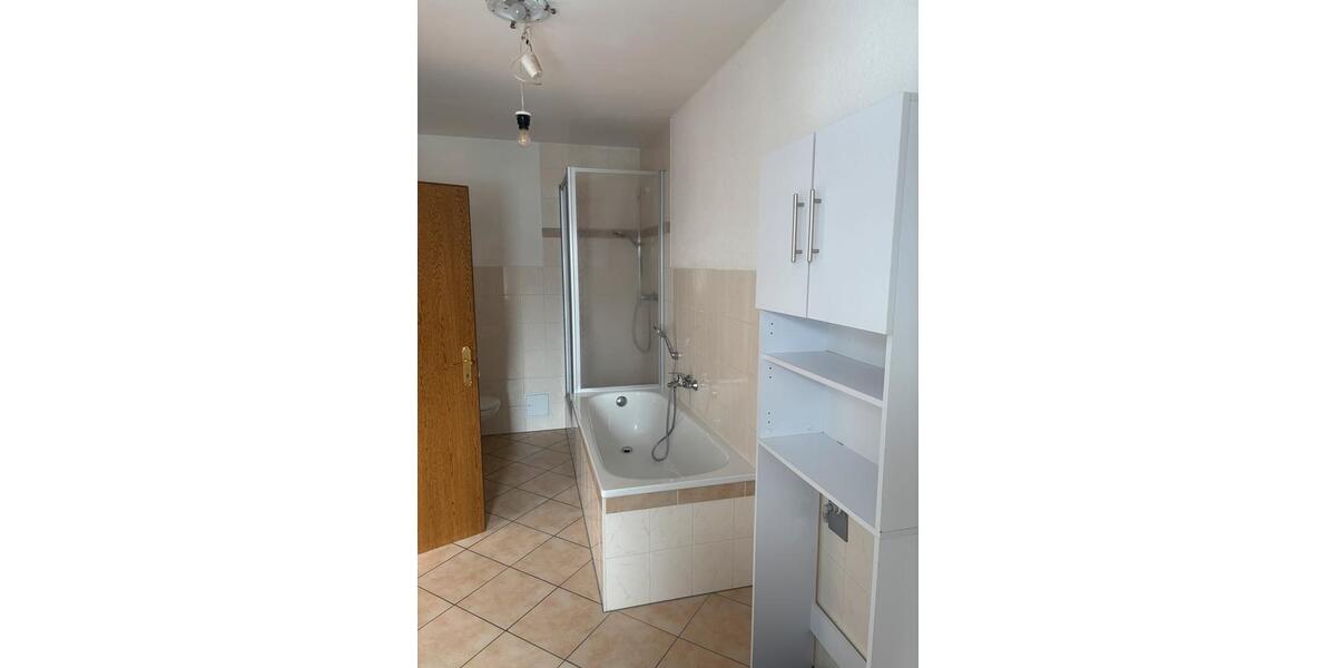 Etagenwohnung Gornsdorf - 2 Zimmer, 60 m&sup2;, 510&euro; | Angebot:25646710