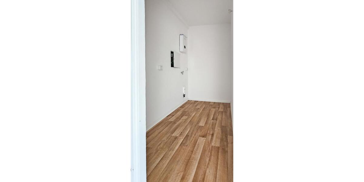 Etagenwohnung Zwickau Neuplanitz - 2 Zimmer, 58 m&sup2;, 377&euro; | Angebot:25569434