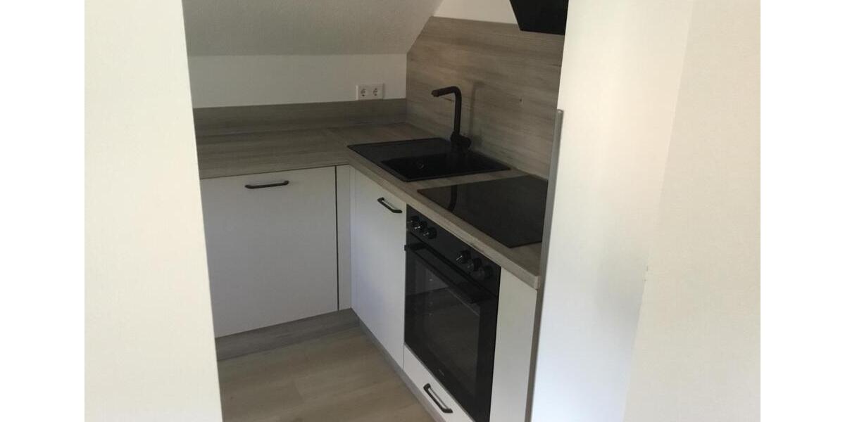 Dachgeschoßwohnung Zwickau Cainsdorf - 4 Zimmer, 53 m&sup2;, 510&euro; | Angebot:26629615