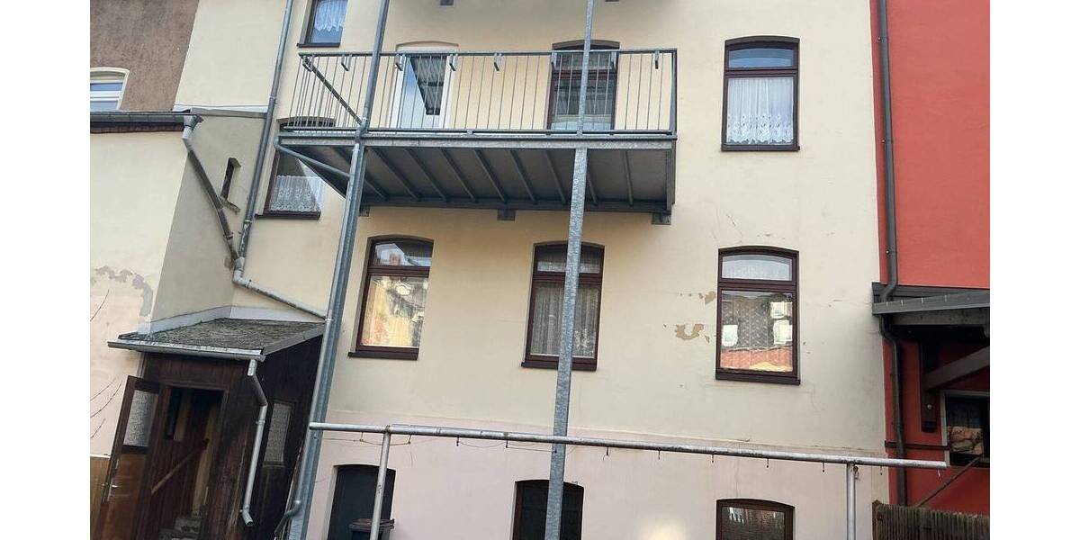 Reihenmittelhaus Falkenstein - 5 Zimmer, 125 m&sup2;, 60.000&euro; | Angebot:26451826
