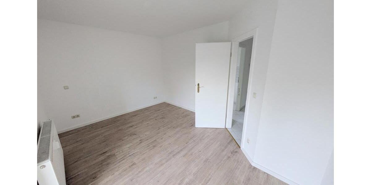 Erdgeschoßwohnung Zwickau Zwickau-West - 2 Zimmer, 45 m&sup2;, 290&euro; | Angebot:25945703