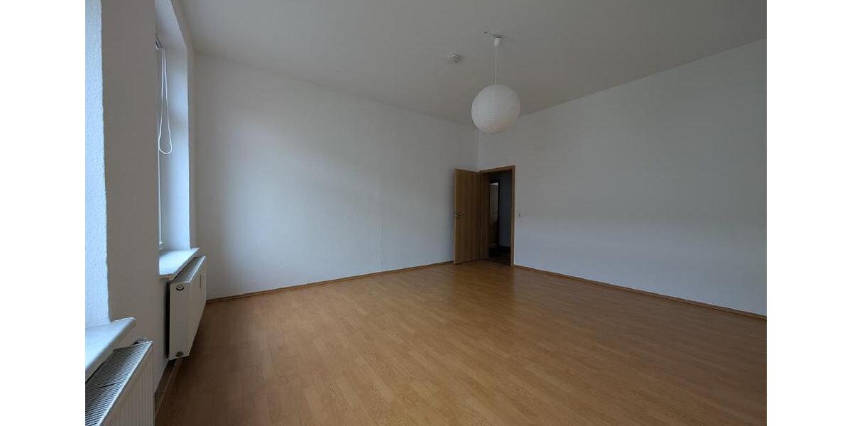 Etagenwohnung Zwickau - 1 Zimmer, 21 m&sup2;, 180&euro; | Angebot:26195983