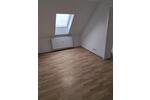 Dachgeschoßwohnung Glauchau - 3 Zimmer, 59 m&sup2;, 350&euro; | Angebot:25100562