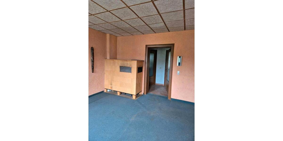 Mehrfamilienhaus, Wohnhaus Aue-Bad Schlema Bad Schlema - 10 Zimmer, 210 m&sup2;, 140.000&euro; | Angebot:26963031
