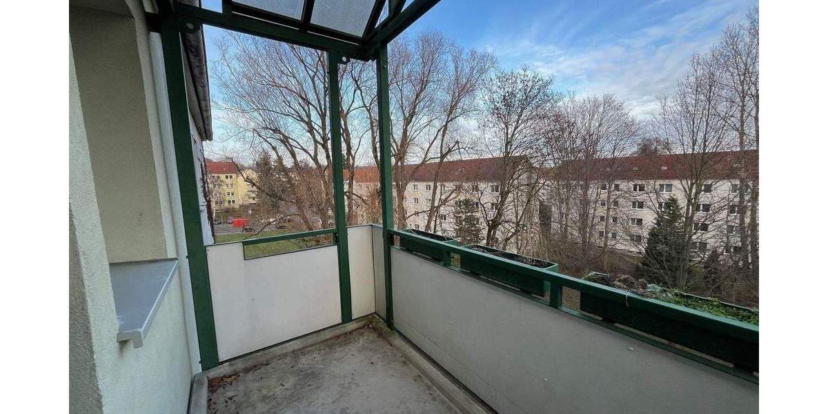 Etagenwohnung Zwickau Marienthal - 3 Zimmer, 60 m&sup2;, 319&euro; | Angebot:25700314