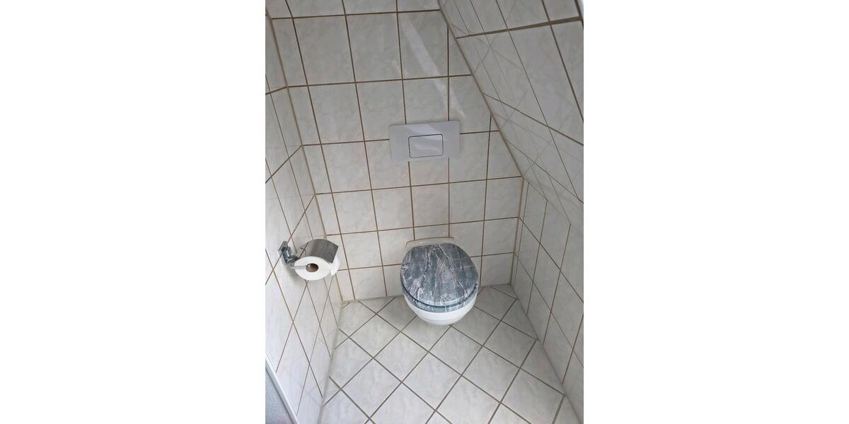 Dachgeschoßwohnung Zwickau - 2 Zimmer, 47 m&sup2;, 259&euro; | Angebot:25947975