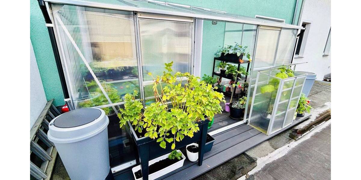 Mehrfamilienhaus, Wohnhaus Crimmitschau - 6 Zimmer, 206 m&sup2;, 259.000&euro; | Angebot:25926457