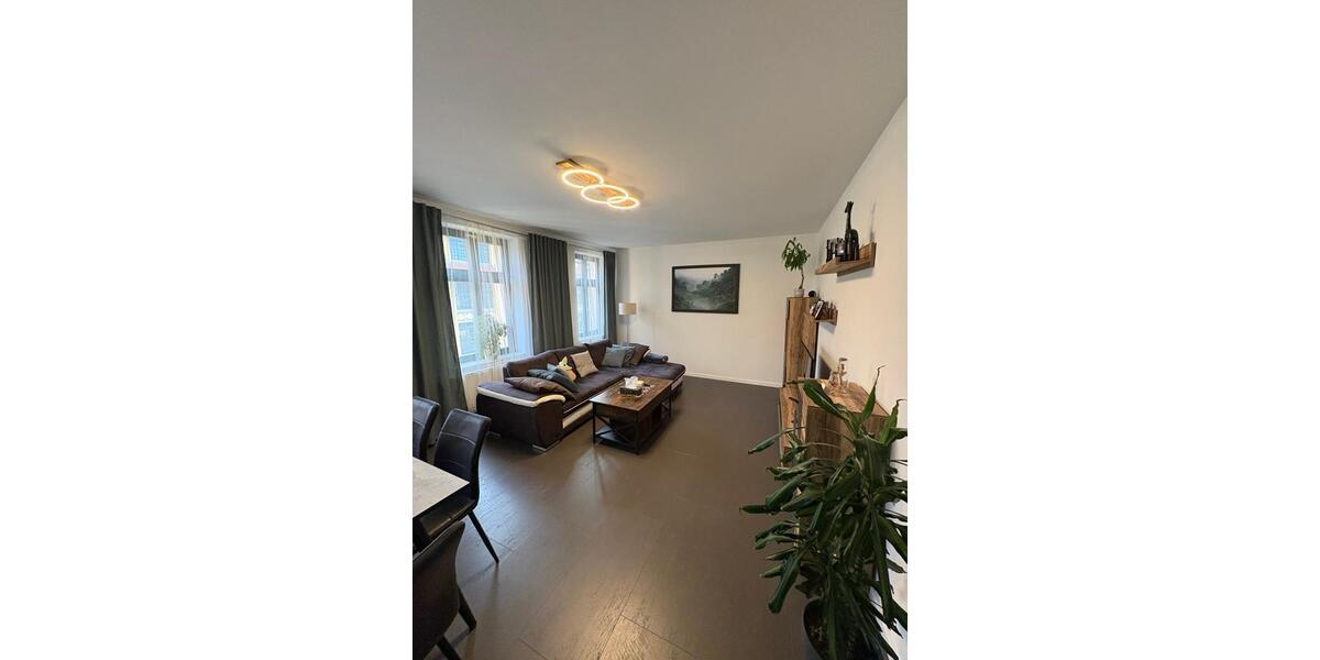 Etagenwohnung Stollberg (Erzgebirge) - 3 Zimmer, 70 m&sup2;, 695&euro; | Angebot:25510913