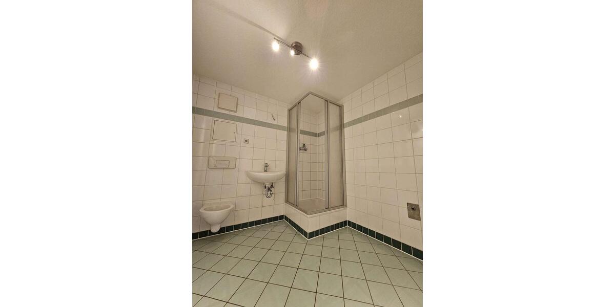 Etagenwohnung Zwickau - 2 Zimmer, 52 m&sup2;, 317&euro; | Angebot:25366564