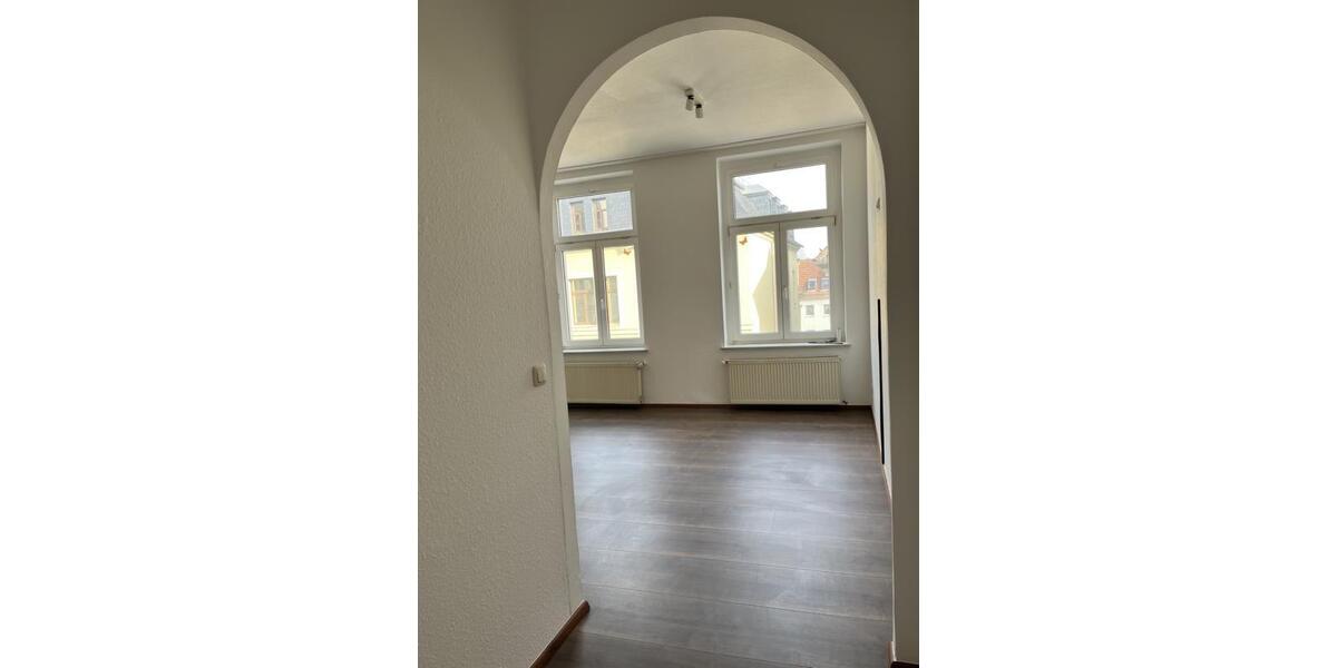 Etagenwohnung Crimmitschau - 3 Zimmer, 108 m&sup2;, 650&euro; | Angebot:24802720