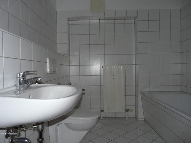 Etagenwohnung Crimmitschau - 2 Zimmer, 51 m&sup2;, 350&euro; | Angebot:23106491