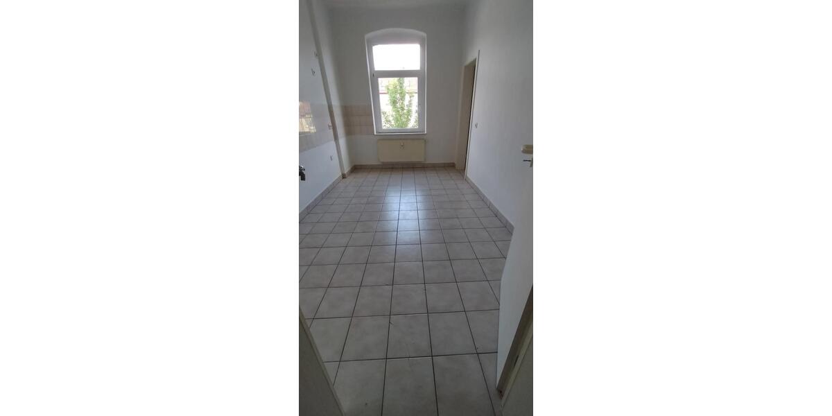 Etagenwohnung Zwickau Zwickau-West - 2 Zimmer, 50 m&sup2;, 250&euro; | Angebot:22224313