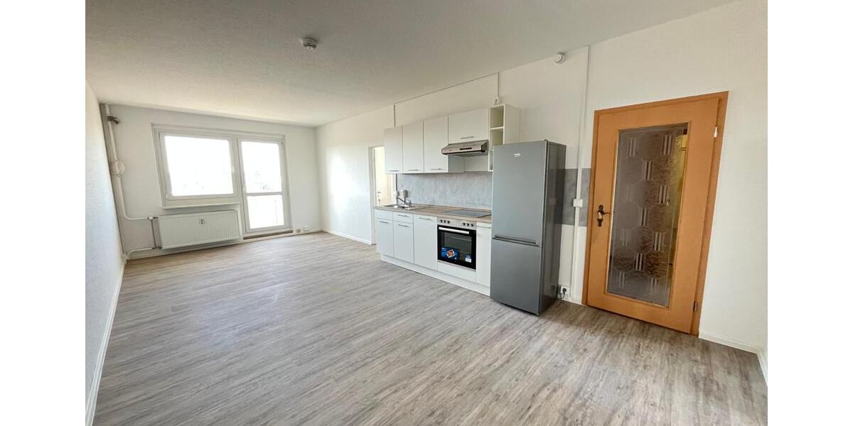 Etagenwohnung Zwickau Neuplanitz - 4 Zimmer, 70 m&sup2;, 369&euro; | Angebot:22043017