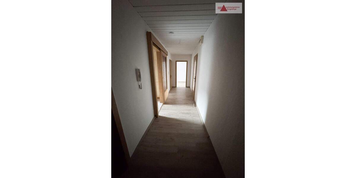 Etagenwohnung Aue-Bad Schlema Bad Schlema - 3 Zimmer, 75 m&sup2;, 365&euro; | Angebot:25744588