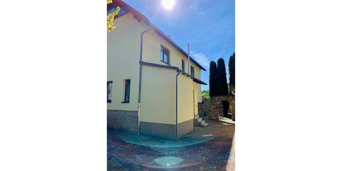 Mehrfamilienhaus, Wohnhaus Lengenfeld Irfersgrün - 6 Zimmer, 205 m&sup2;, 175.000&euro; | Angebot:25662108