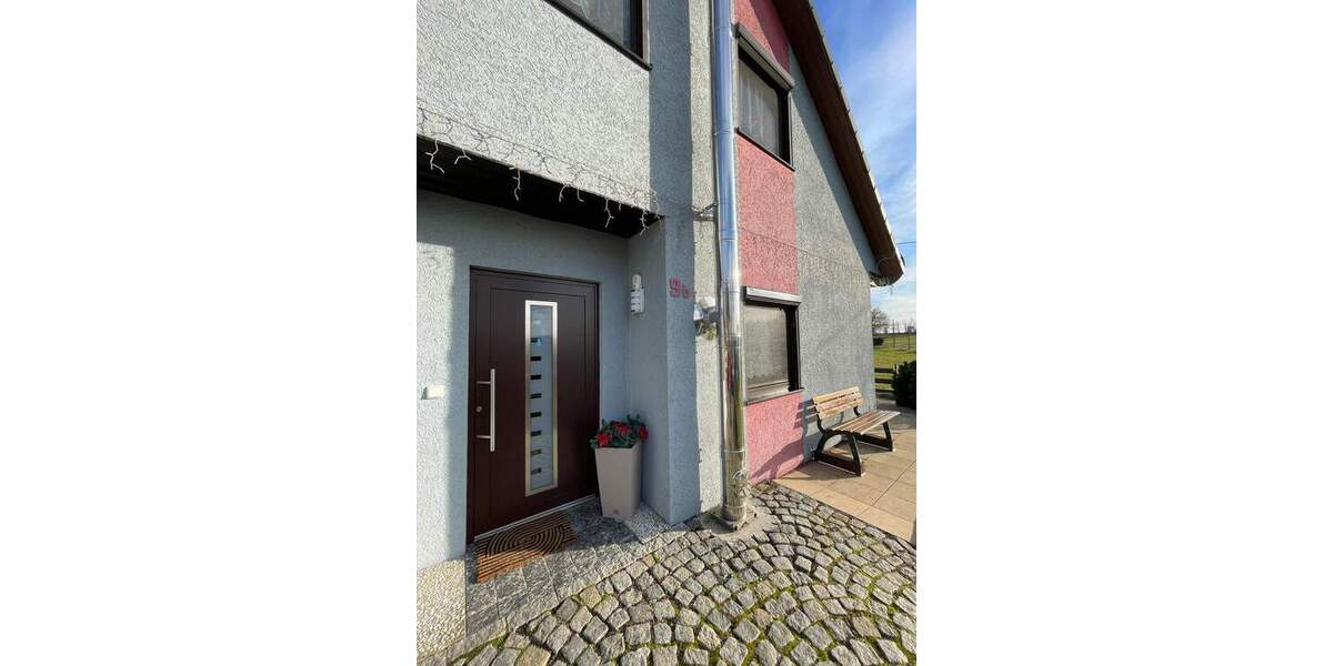 Einfamilienhaus Meerane - 5 Zimmer, 114 m&sup2;, 299.000&euro; | Angebot:25666436