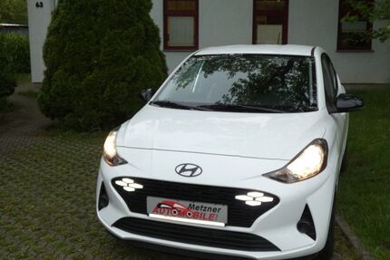 Hyundai i10 17.324 km 13.980 &euro; Zwickau 08056
