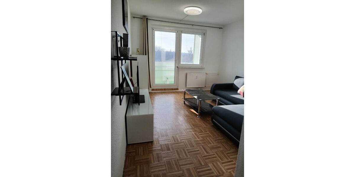 Etagenwohnung Reichenbach im Vogtland - 2 Zimmer, 42 m&sup2;, 350&euro; | Angebot:25820825