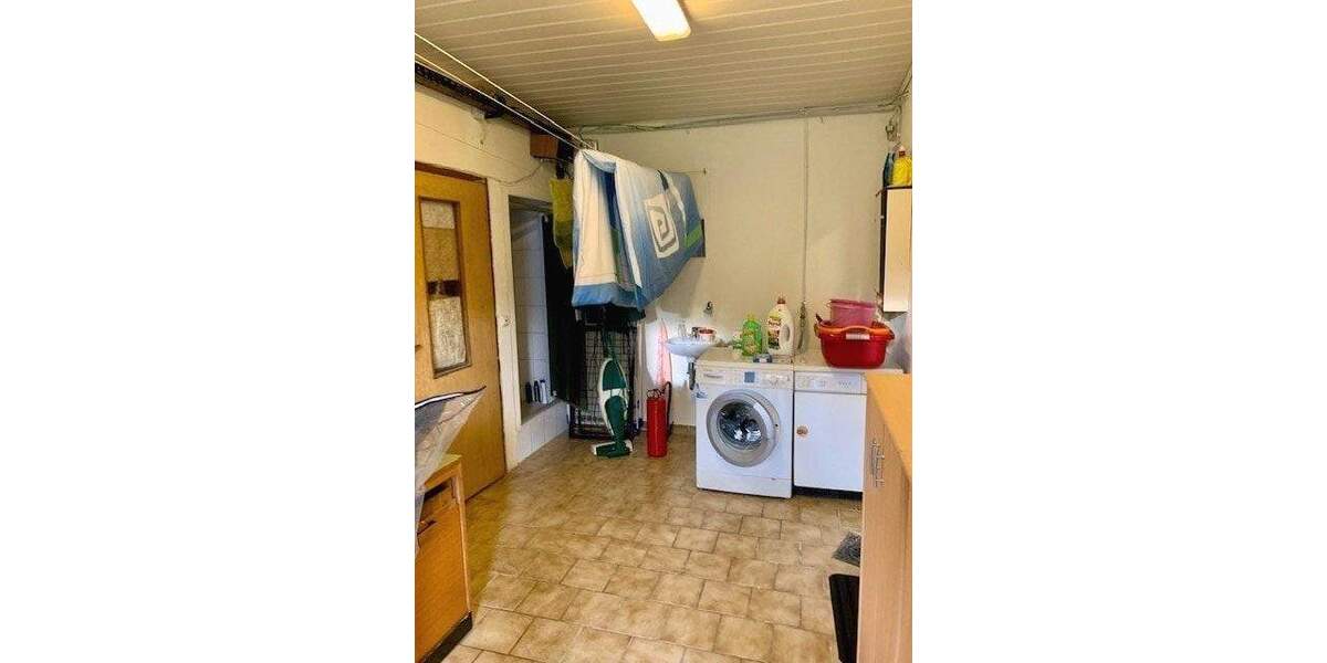 Einfamilienhaus Lengenfeld - 6 Zimmer, 168 m&sup2;, 195.000&euro; | Angebot:25776185