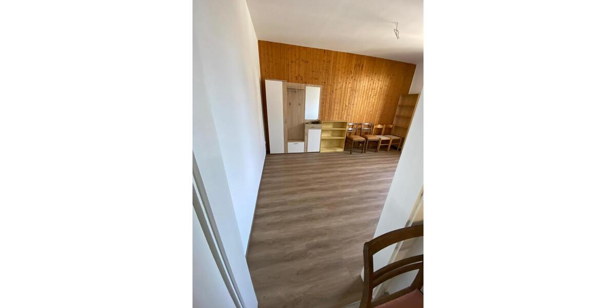 Etagenwohnung Zwickau - 2 Zimmer, 52 m&sup2;, 430&euro; | Angebot:21107701