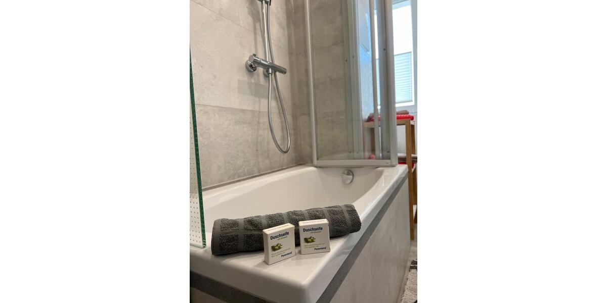 Etagenwohnung Werdau - 3 Zimmer, 56 m&sup2;, 498&euro; | Angebot:25887469