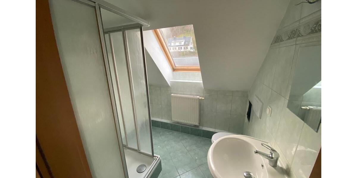 Etagenwohnung Greiz - 2 Zimmer, 27 m&sup2;, 199&euro; | Angebot:26658962