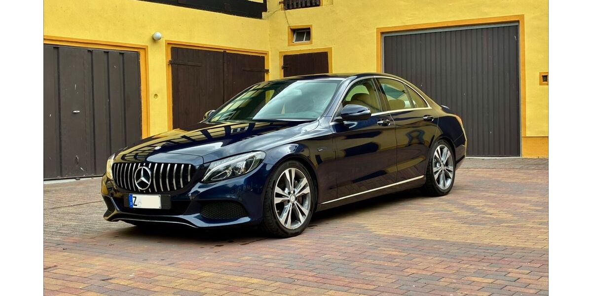 Mercedes-Benz C 400 88.200 km 25.900 &euro; Schönberg 08393