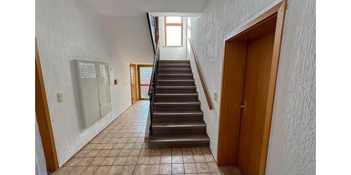 Etagenwohnung Werdau - 2 Zimmer, 41 m&sup2;, 250&euro; | Angebot:22269557
