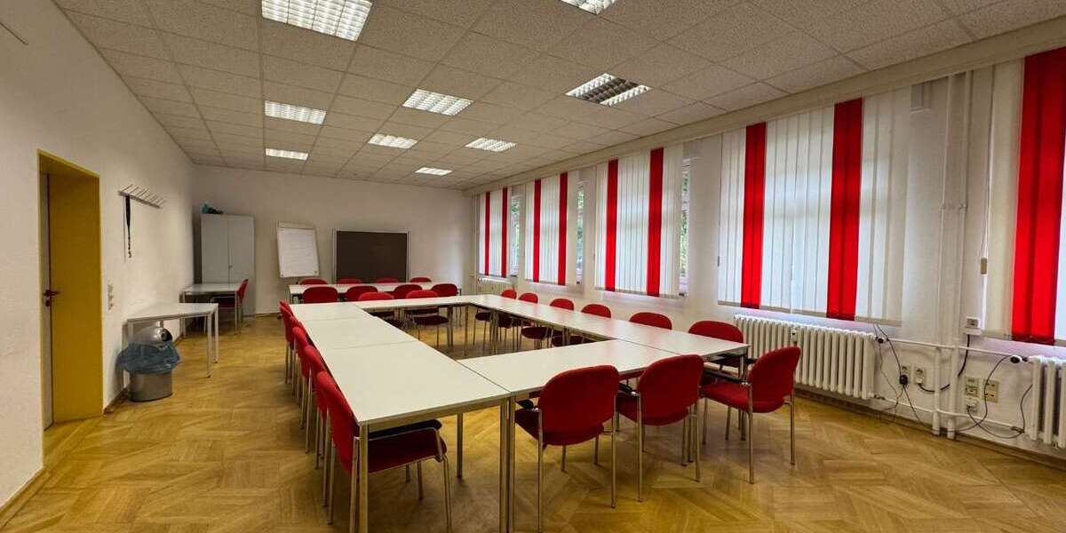 Gewerbeobjekt Zwickau Zwickau-Nord - 107&euro; | Angebot:26012758