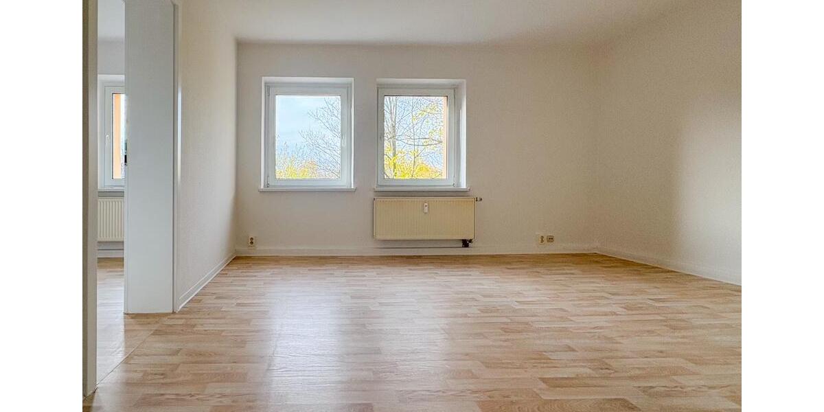 Erdgeschoßwohnung Zwickau Auerbach - 3 Zimmer, 62 m&sup2;, 290&euro; | Angebot:23768176