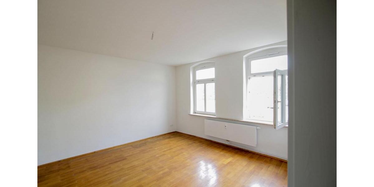 Hochparterre Hohenstein-Ernstthal Ernstthal - 3 Zimmer, 109 m&sup2;, 625&euro; | Angebot:25937062